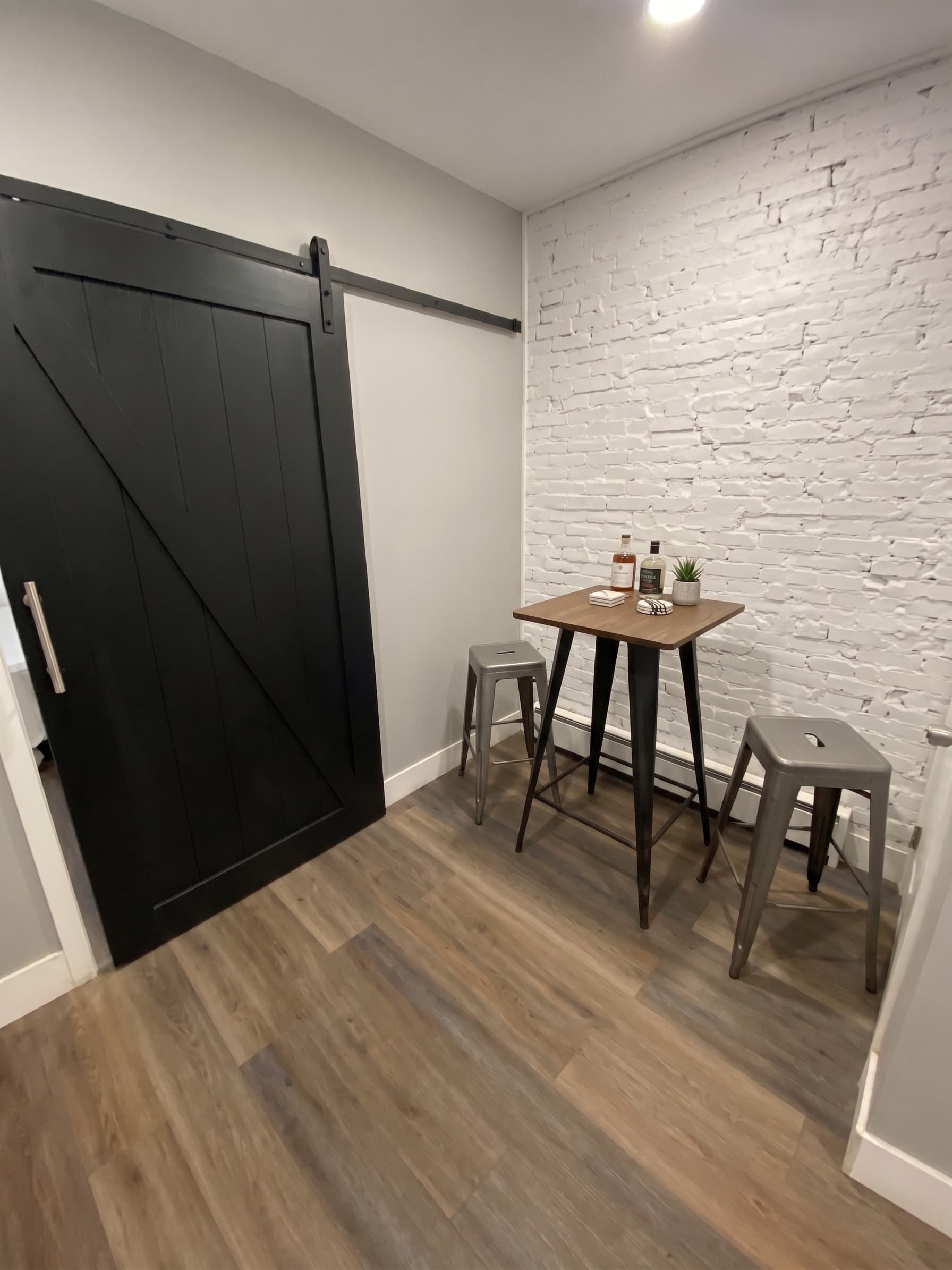 Sliding Barn Door & Dining Nook